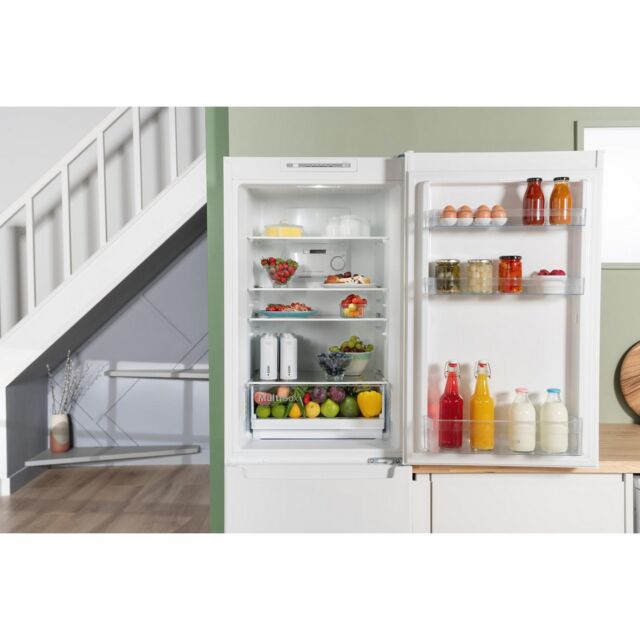 Bosch KGN34NWEAG No Frost Fridge Freezer - H186 X W60 - 192L/ 105 L (NET)