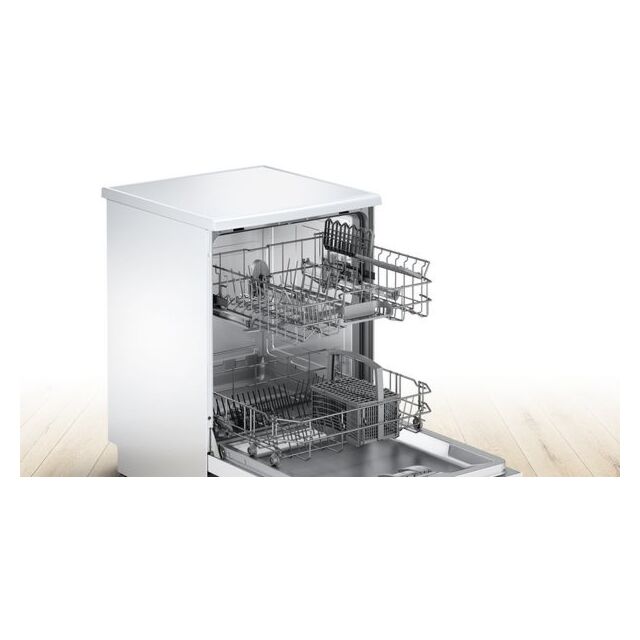 Bosch SMS26AW08G White 60Cm Dishwasher With 12 Place Settings
