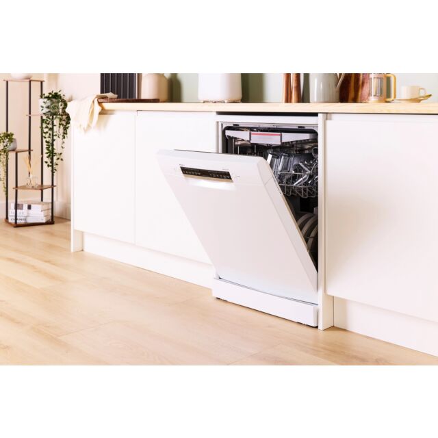 Bosch SMS4EMW06G White Full Size Dishwasher With 14 Places And Wifi Enabled