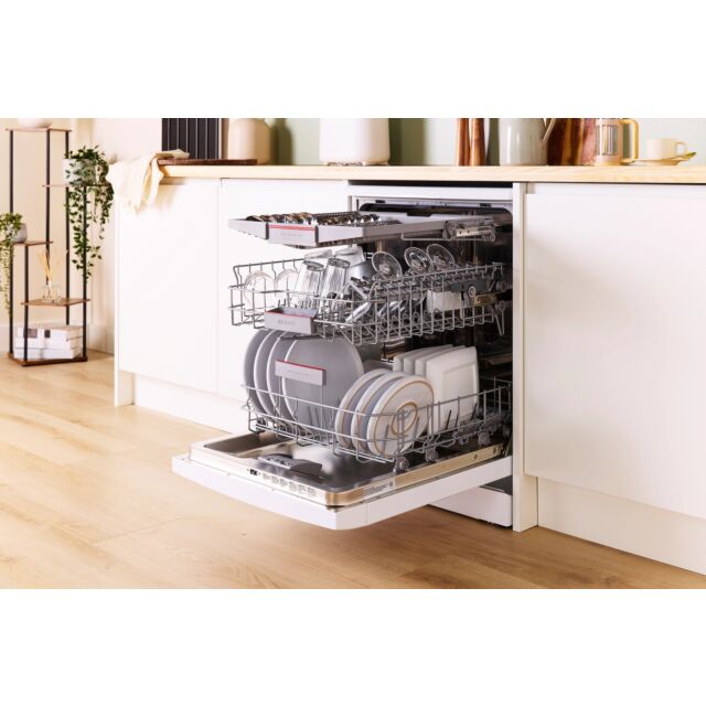 Bosch SMS4EMW06G White Full Size Dishwasher With 14 Places And Wifi Enabled
