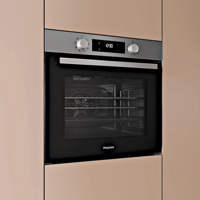 Hotpoint HOEU25CZXUK Stainless Steel 59.5Cm Built In Electric Single Oven
