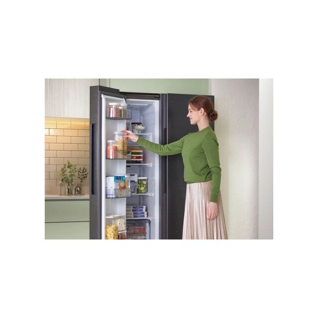 Samsung RS70F64KEFEU Black 91Cm Wide Side By Side Fridge Freezer With Plumbed Water & Ice Dispenser