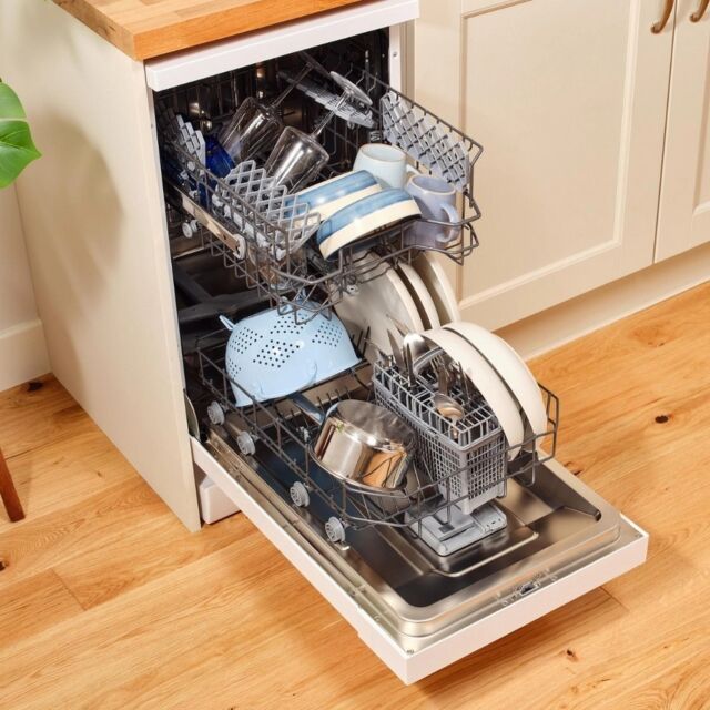 Sensis DWF0110SLEW White Slimline 44.8Cm Dishwasher With 10 Places