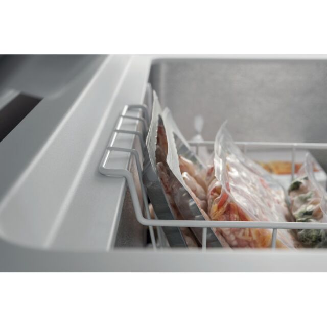 Whirlpool WHM3112 White 312 Litre Chest Freezer W118cm